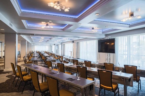 Renaissance Pittsburgh Hotel - image 22