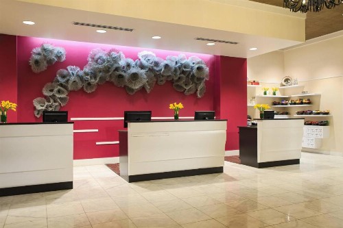 Renaissance Pittsburgh Hotel - image 23