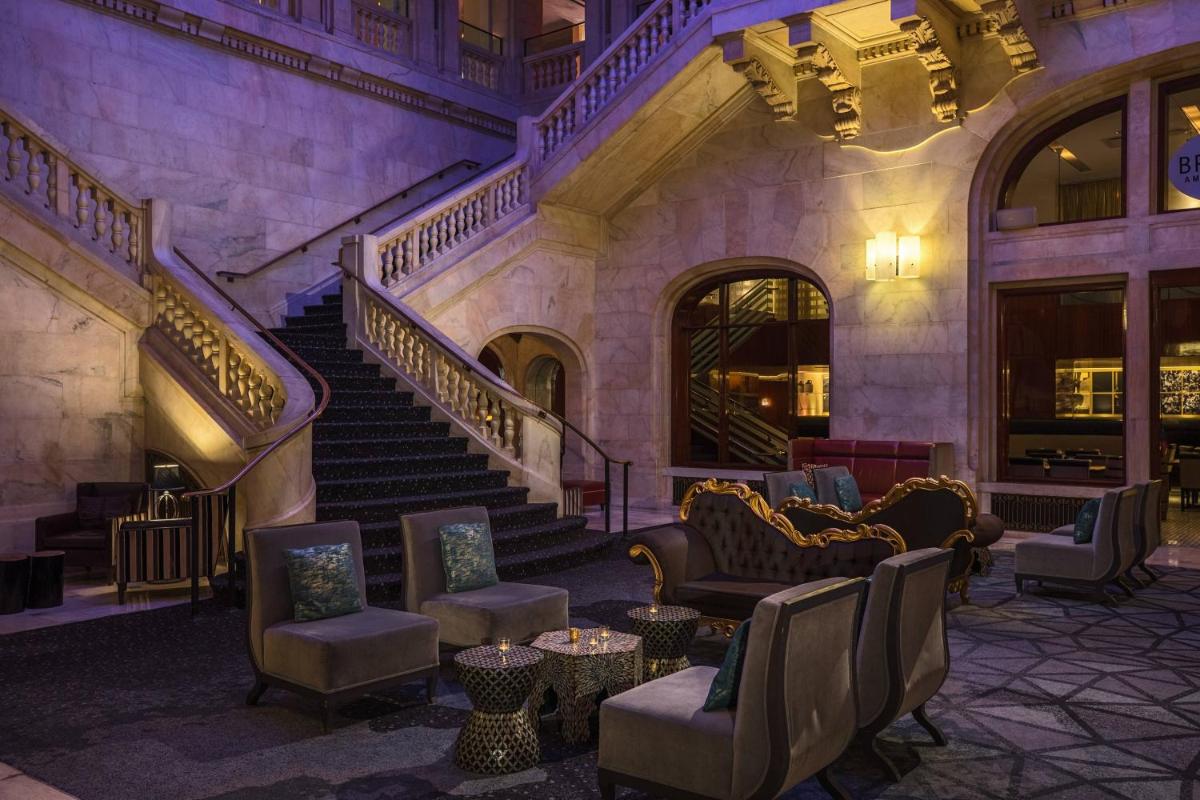 Renaissance Pittsburgh Hotel - image 7