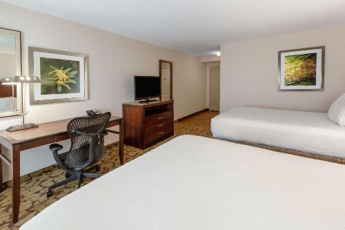 Hilton Garden Inn Pittsburgh University Place - image 23