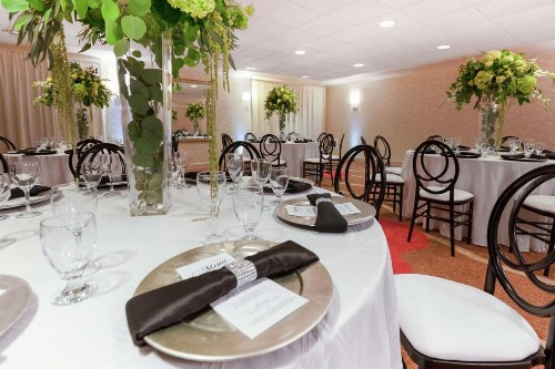 Hilton Garden Inn Pittsburgh University Place - image 26