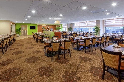 Hilton Garden Inn Pittsburgh University Place - image 9