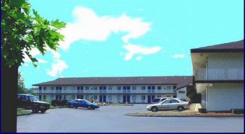 Hilltop Inn Pittsburgh - image 2