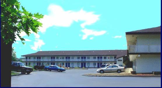 Hilltop Inn Pittsburgh - image 2