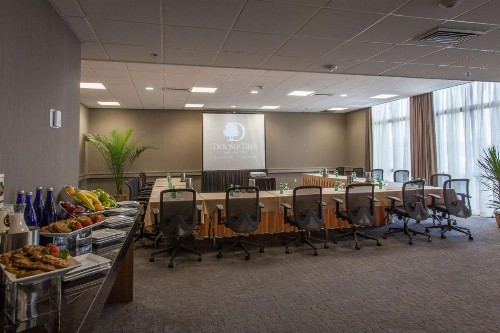 DoubleTree by Hilton Pittsburgh-Green Tree - image 24