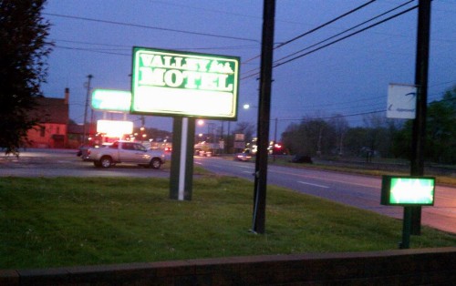 Valley Motel Pittsburgh - image 36