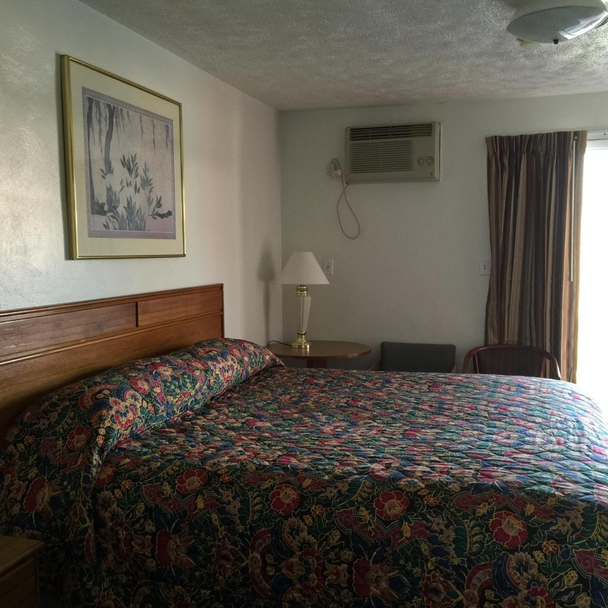 Valley Motel Pittsburgh - image 6