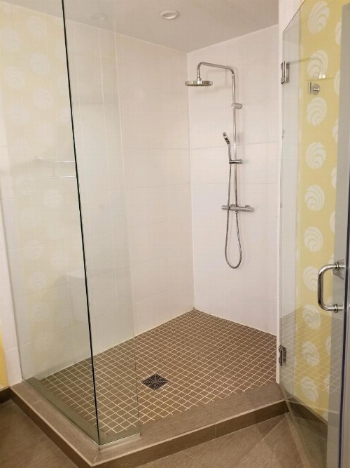 Hotel Indigo Pittsburgh East Liberty an IHG Hotel - image 30