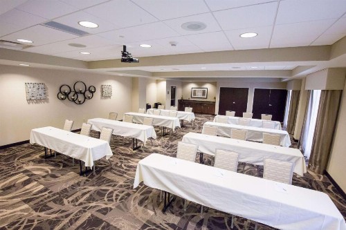 Hampton Inn & Suites - Pittsburgh/Harmarville PA - image 24