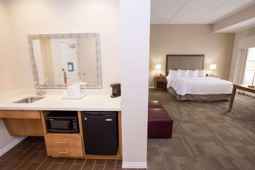 Hampton Inn & Suites - Pittsburgh/Harmarville PA - image 3