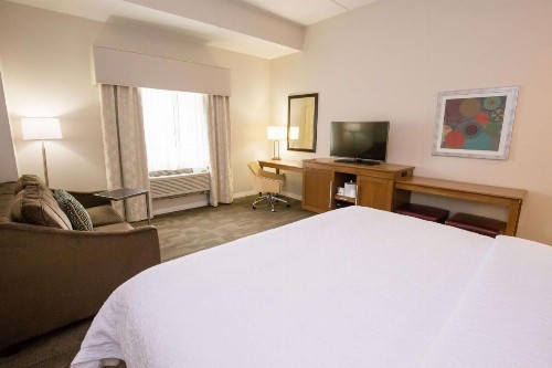 Hampton Inn & Suites - Pittsburgh/Harmarville PA - image 42