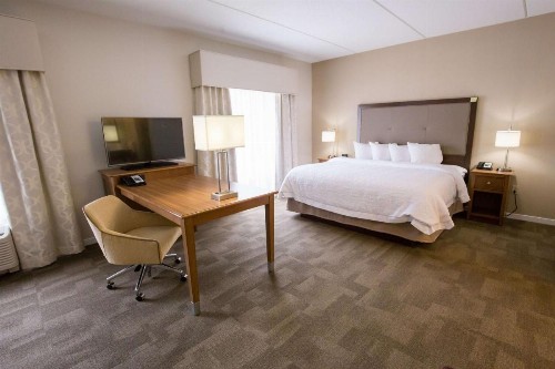 Hampton Inn & Suites - Pittsburgh/Harmarville PA - image 43