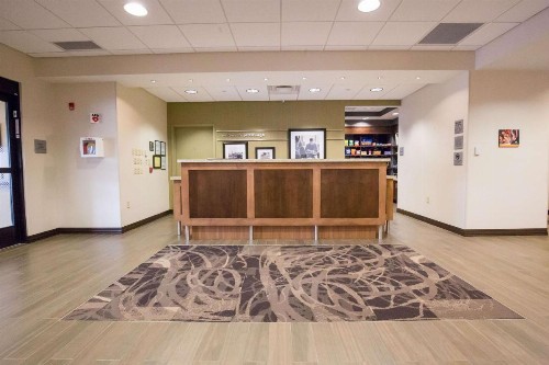 Hampton Inn & Suites - Pittsburgh/Harmarville PA - image 49