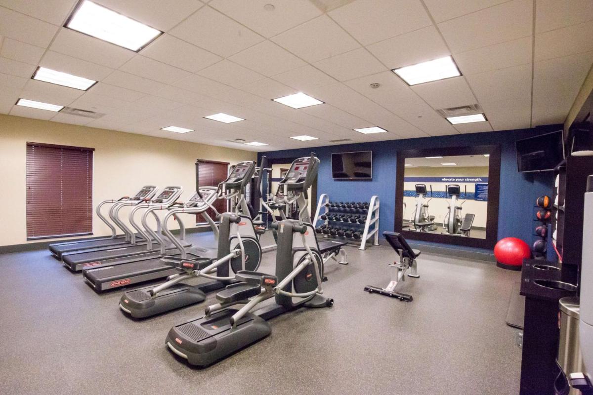 Hampton Inn & Suites - Pittsburgh/Harmarville PA - image 5