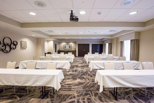 Hampton Inn & Suites - Pittsburgh/Harmarville PA - image 50
