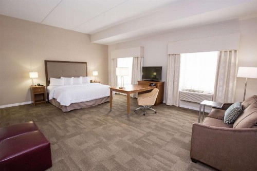 Hampton Inn & Suites - Pittsburgh/Harmarville PA - image 8