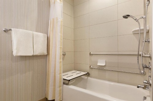Hilton Garden Inn Pittsburgh Airport South-Robinson Mall - image 19