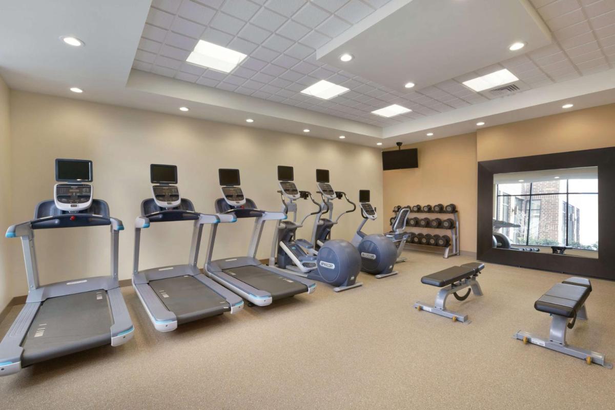 Hilton Garden Inn Pittsburgh Airport South-Robinson Mall - image 2