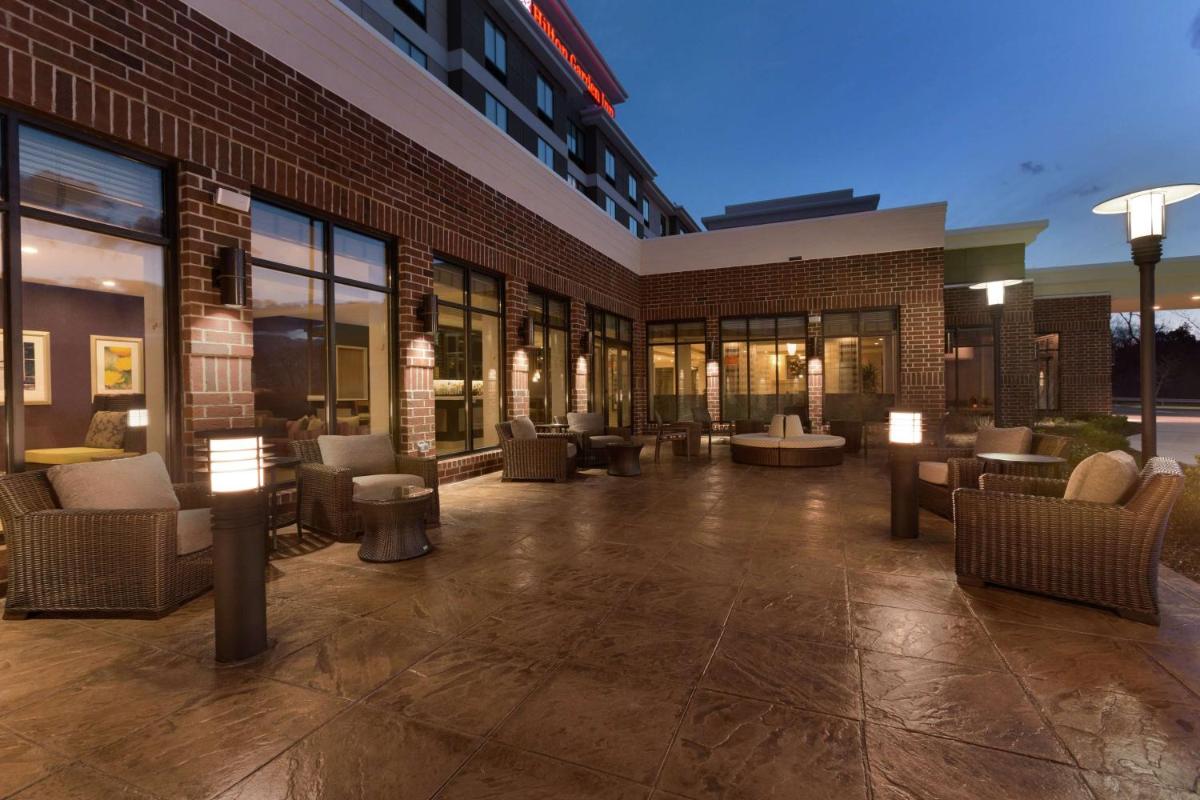 Hilton Garden Inn Pittsburgh Airport South-Robinson Mall - image 4