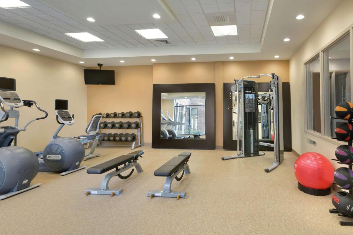Hilton Garden Inn Pittsburgh Airport South-Robinson Mall - image 5