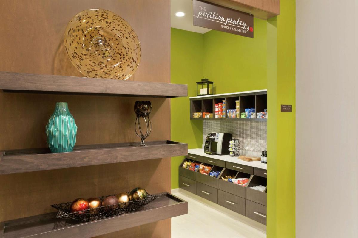 Hilton Garden Inn Pittsburgh Airport South-Robinson Mall - image 7