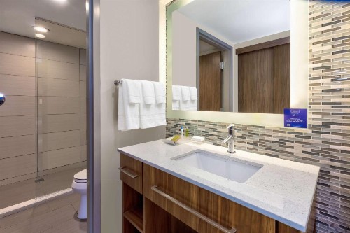 Homewood Suites by Hilton Pittsburgh Downtown - image 17