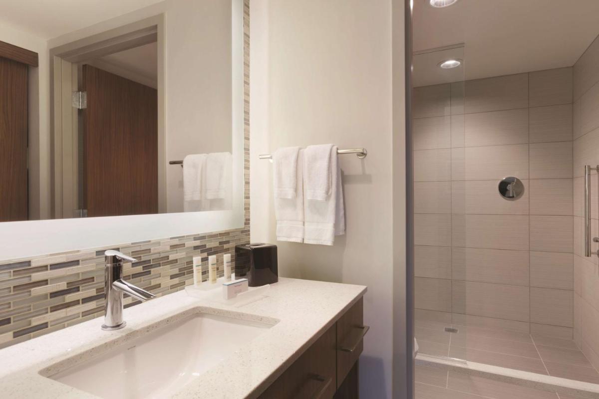Homewood Suites by Hilton Pittsburgh Downtown - image 3