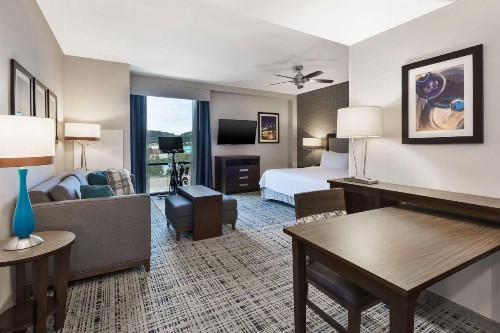 Homewood Suites by Hilton Pittsburgh Downtown - image 39