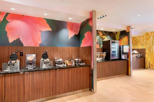 Fairfield Inn & Suites by Marriott Pittsburgh Airport/Robinson Township - image 10