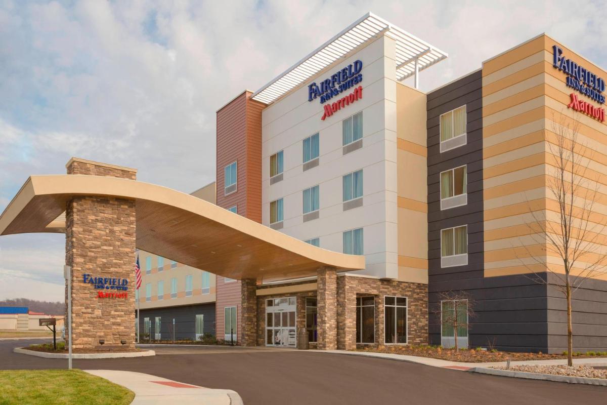Fairfield Inn & Suites by Marriott Pittsburgh Airport/Robinson Township - image 4