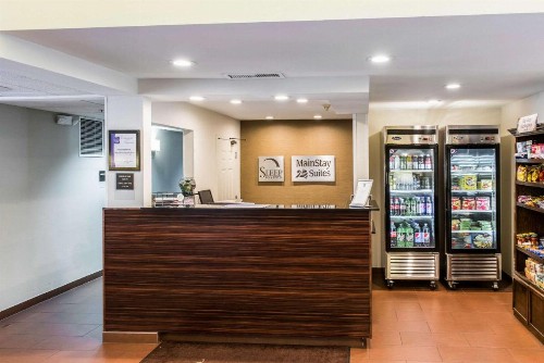 Sleep Inn & Suites Pittsburgh - image 16