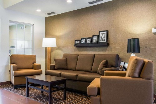 Sleep Inn & Suites Pittsburgh - image 17