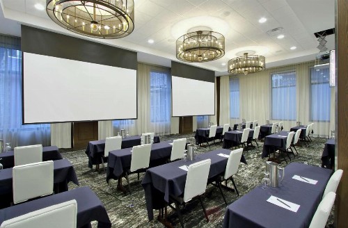 Embassy Suites Pittsburgh-Downtown - image 10