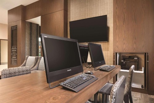 Embassy Suites Pittsburgh-Downtown - image 11