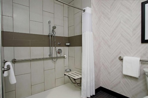 Embassy Suites Pittsburgh-Downtown - image 44