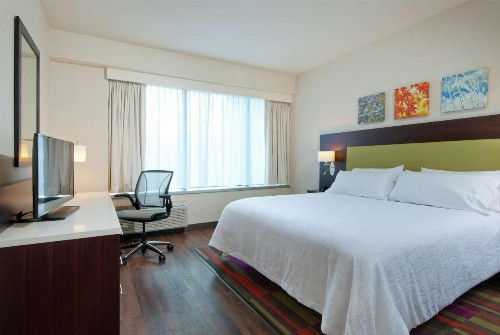 Hilton Garden Inn Pittsburgh Downtown - image 2