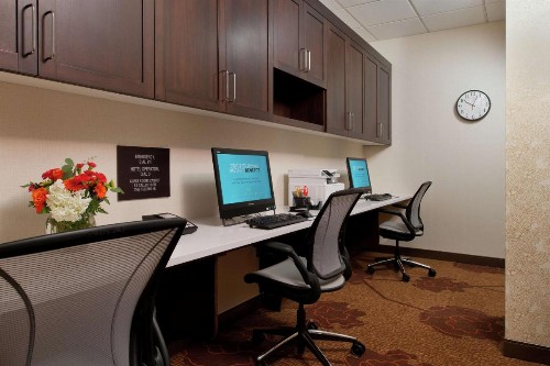 Hilton Garden Inn Pittsburgh Downtown - image 4
