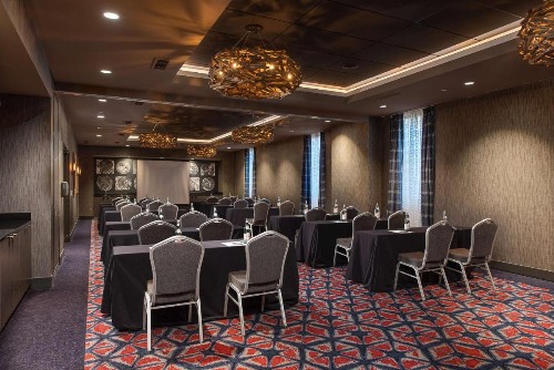 Hilton Garden Inn Pittsburgh Downtown - image 41