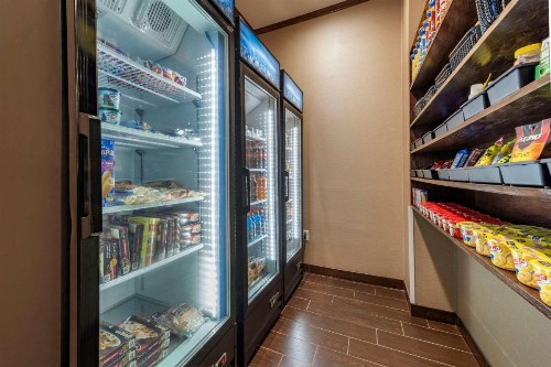 Comfort Inn & Suites Pittsburgh - image 32