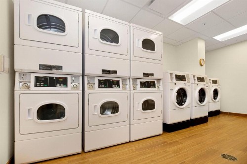 TownePlace Suites by Marriott Pittsburgh Harmarville - image 21