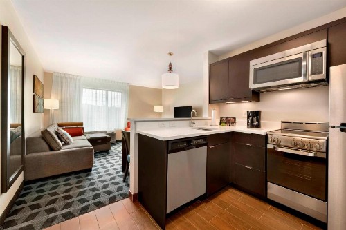 TownePlace Suites by Marriott Pittsburgh Airport/Robinson Township - image 16