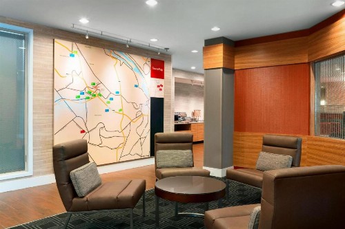 TownePlace Suites by Marriott Pittsburgh Airport/Robinson Township - image 2