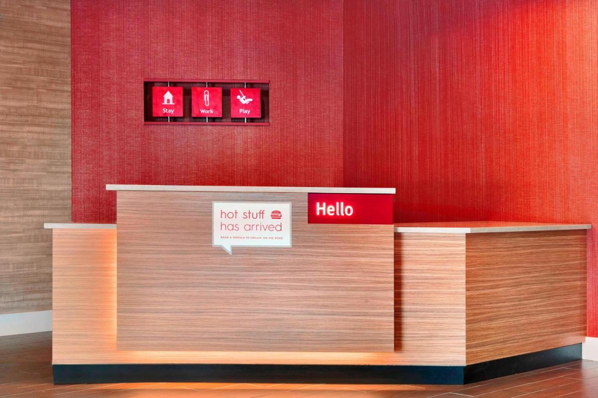 TownePlace Suites by Marriott Pittsburgh Airport/Robinson Township - image 4