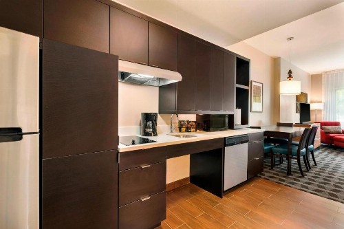 TownePlace Suites by Marriott Pittsburgh Airport/Robinson Township - image 7