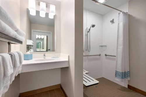 TownePlace Suites by Marriott Pittsburgh Airport/Robinson Township - image 9