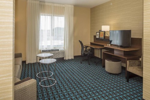 Fairfield Inn & Suites by Marriott Pittsburgh North/McCandless Crossing - image 14