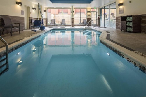 Fairfield Inn & Suites by Marriott Pittsburgh North/McCandless Crossing - image 15