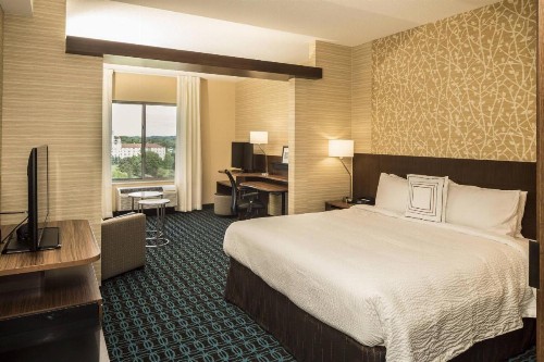 Fairfield Inn & Suites by Marriott Pittsburgh North/McCandless Crossing - image 29