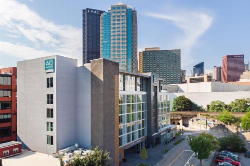 AC Hotel by Marriott Pittsburgh Downtown