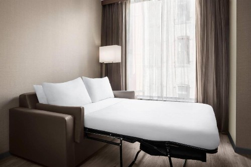 AC Hotel by Marriott Pittsburgh Downtown - image 17